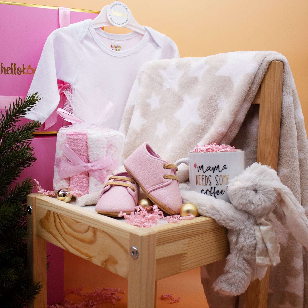 Hellobox Newborn Gift Set with Baby Blanket & Plush Toy (17 Pieces)