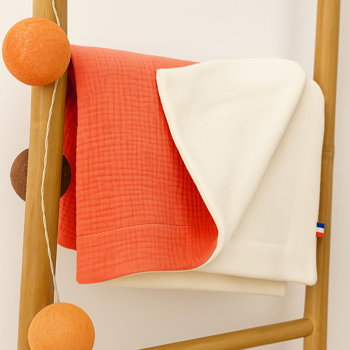Organic Cotton Fleece Blanket -  Strawberry